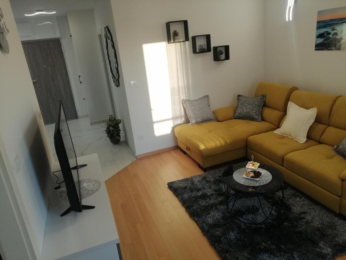 Luxury Apartment Queen Solin Exteriér fotografie