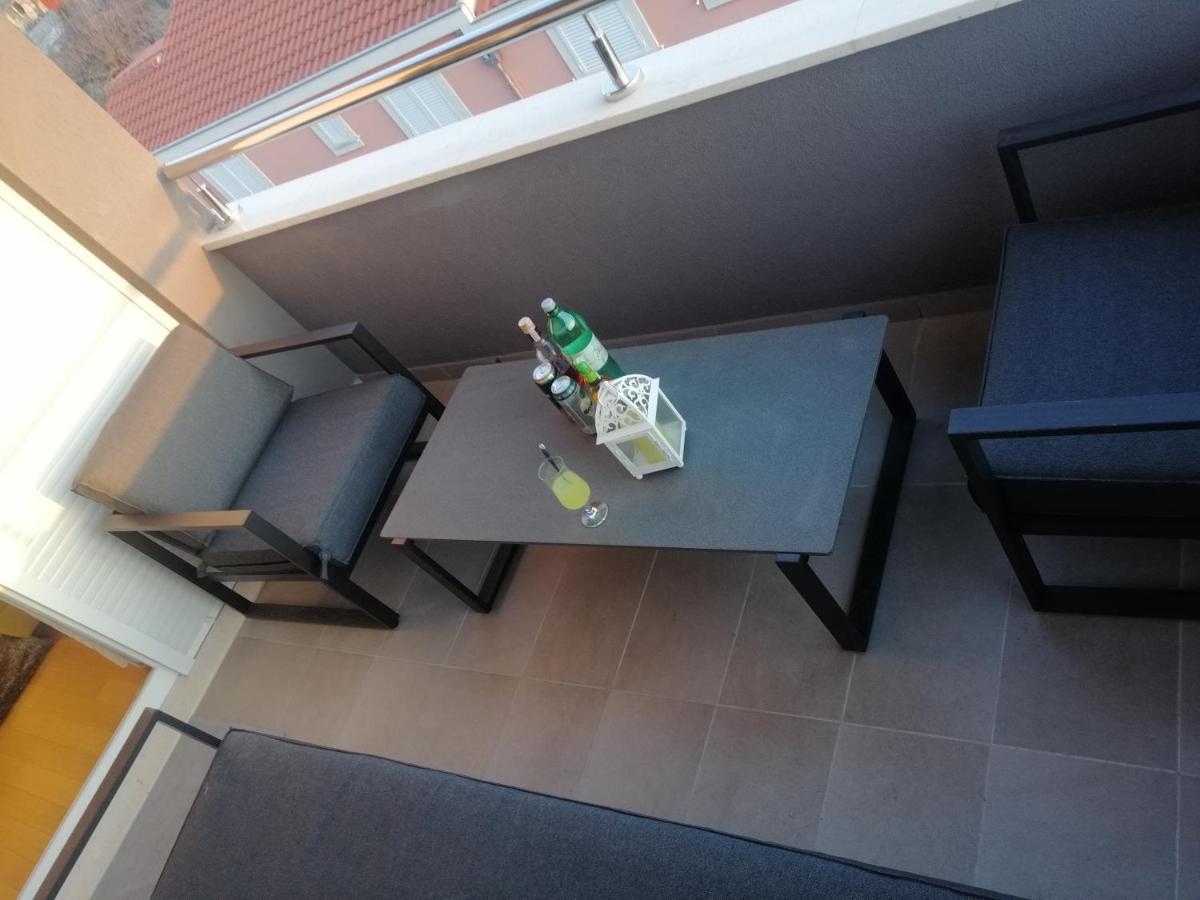 Luxury Apartment Queen Solin Exteriér fotografie