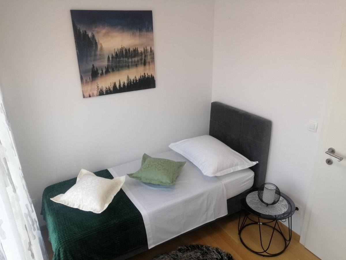 Luxury Apartment Queen Solin Exteriér fotografie